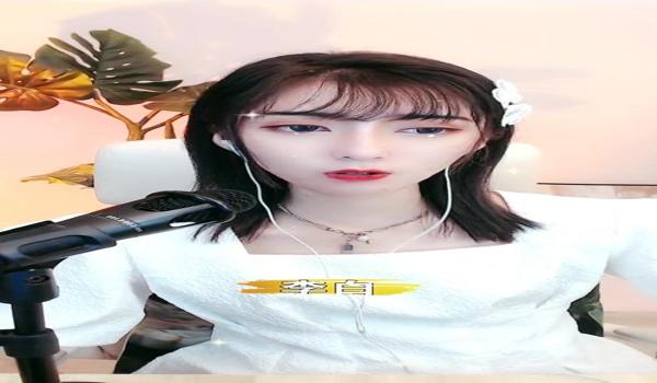 快手绝地求生李白是开挂了吗